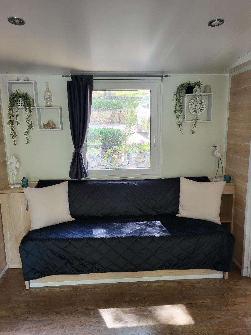 Mobilheim Andrea Wunderschoene Ferienwohnung Direkt Am Meer Jezera Ngoại thất bức ảnh