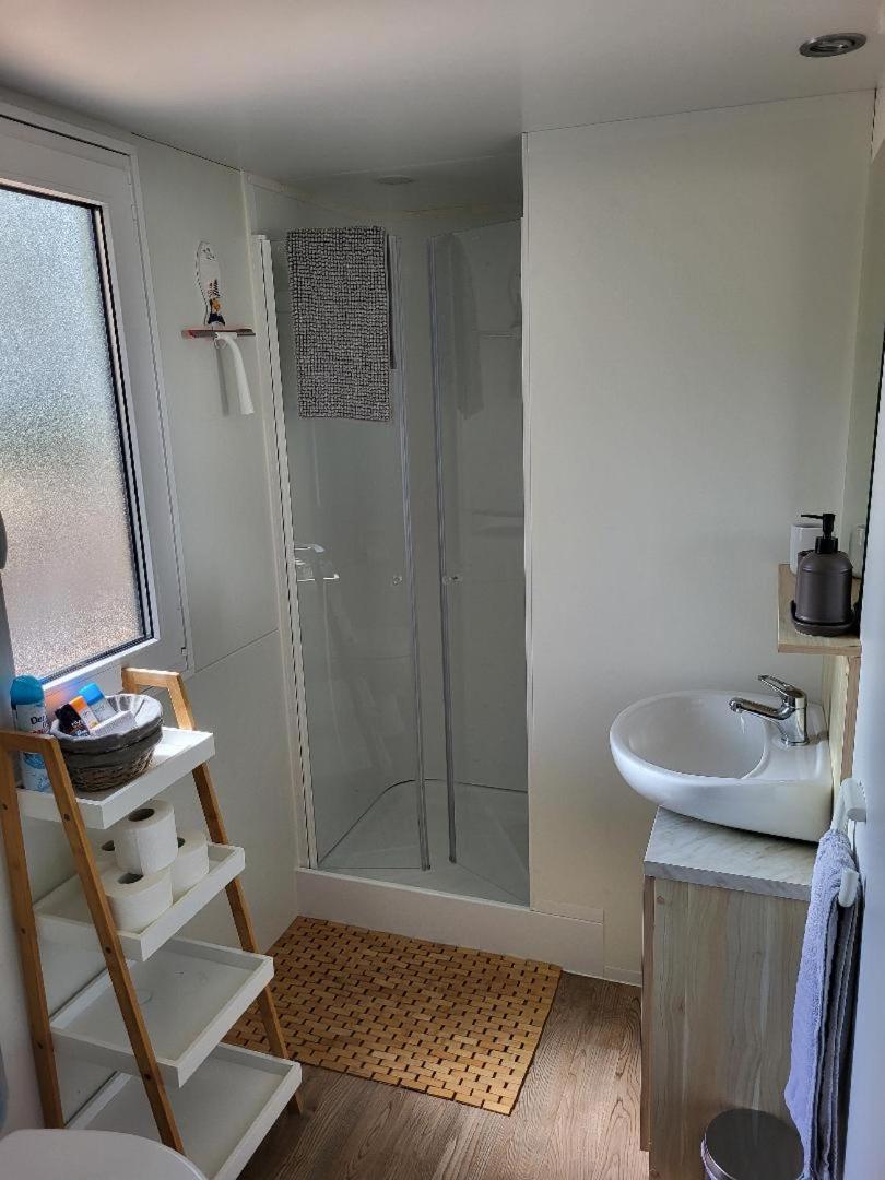 Mobilheim Andrea Wunderschoene Ferienwohnung Direkt Am Meer Jezera Ngoại thất bức ảnh